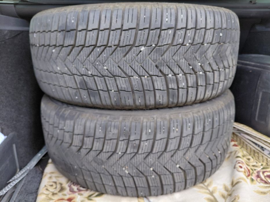 Anvelope mixte 225/45 R17 2buc