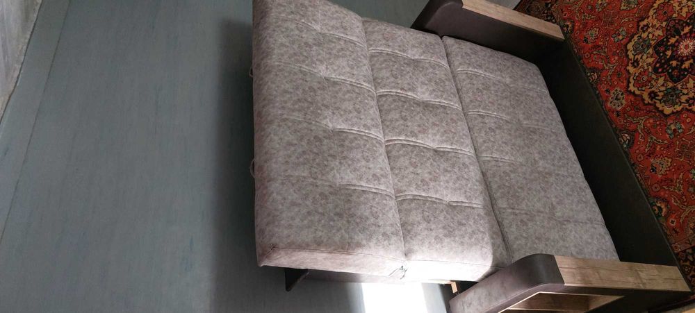 Диван раскладной 1,6Х2м.