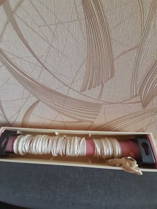 Вешалка для белья новая с крепежами