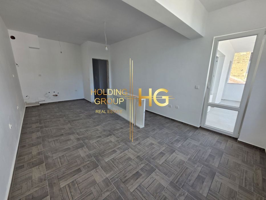 Продава се Тристаен апартамент в Варна, Аспарухово - 83 кв.м за 1627 €/кв.м - Снимка #11