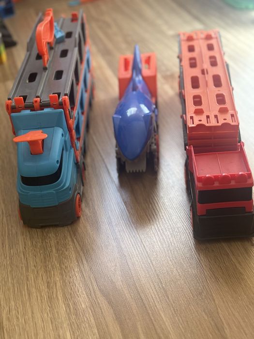 Детски автовози Hot Wheels