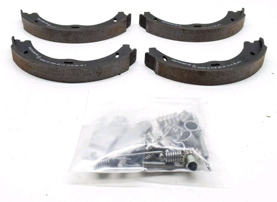 Set Saboți Frână Mână Vito W447 W639 PRODUS NOU ORIGINAL ÎN OFERTĂ 500