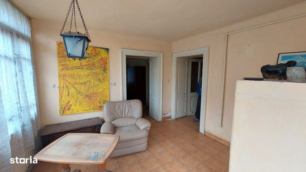 Apartament 5 camere la casa zona ultracentrala in Cisnadie