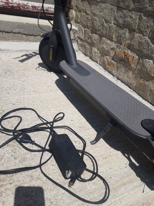 Vând trotinetă electrică xiaomi
