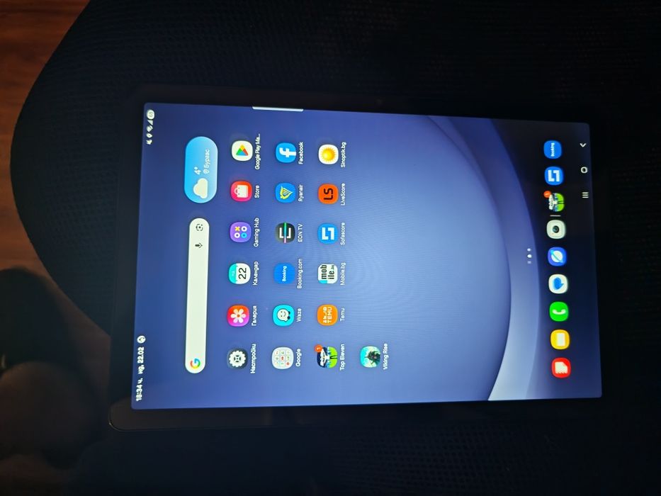 Таблет Samsung 9+