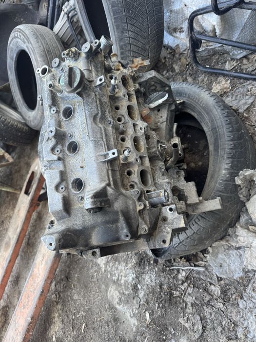 Матор от ниссан жук