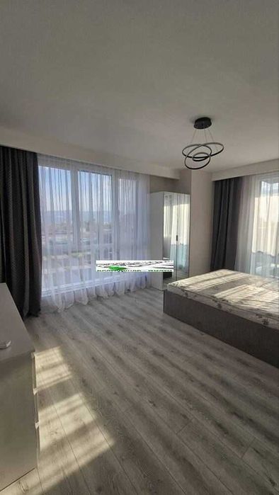 Продава се Тристаен апартамент в Пловдив, Гагарин - 121 кв.м за 1645 €/кв.м - Снимка #4