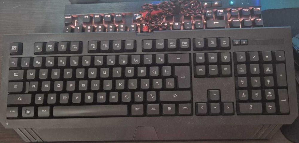 Gaming Pc / i7 4790k / 16gb / GTX 1070 Ti / 512 gb ssd