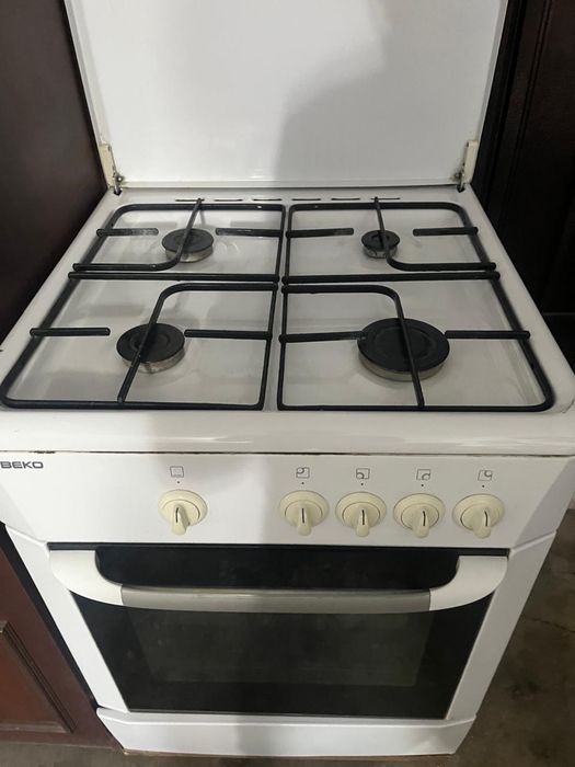 газовая плита BEKO