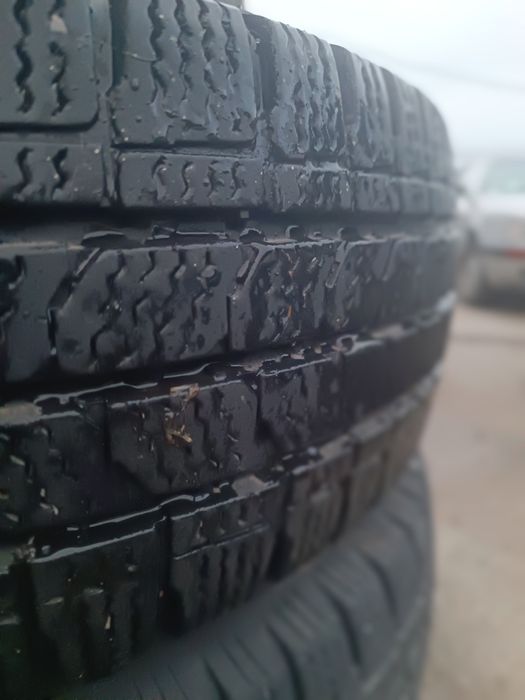 Зимни гуми за бус 215/60/15 C, ДОТ 3020