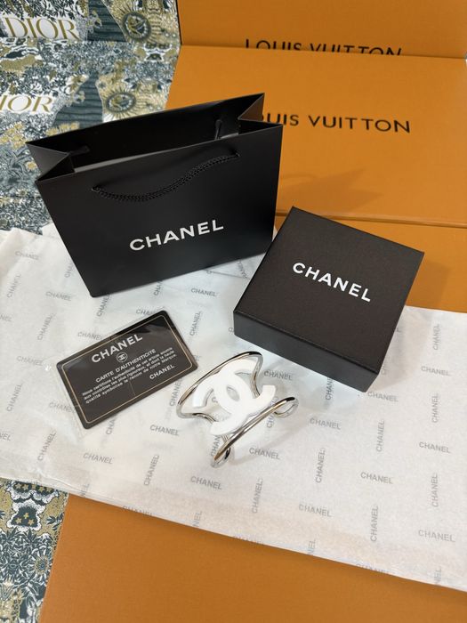 Дизайнерска дамска гривна New Season