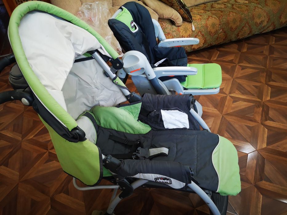 Детский стульчик для кормления chicco.