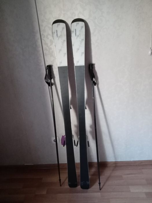 Продам  лыжи Head