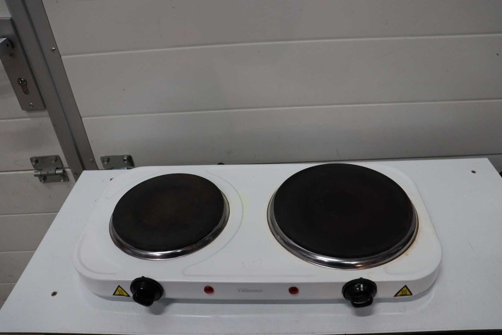 Електрически котлон Tristar, Модел KP 6245, 2500 W, Бял