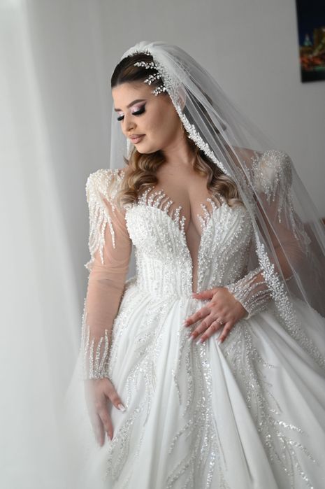 Vând rochie de mireasă