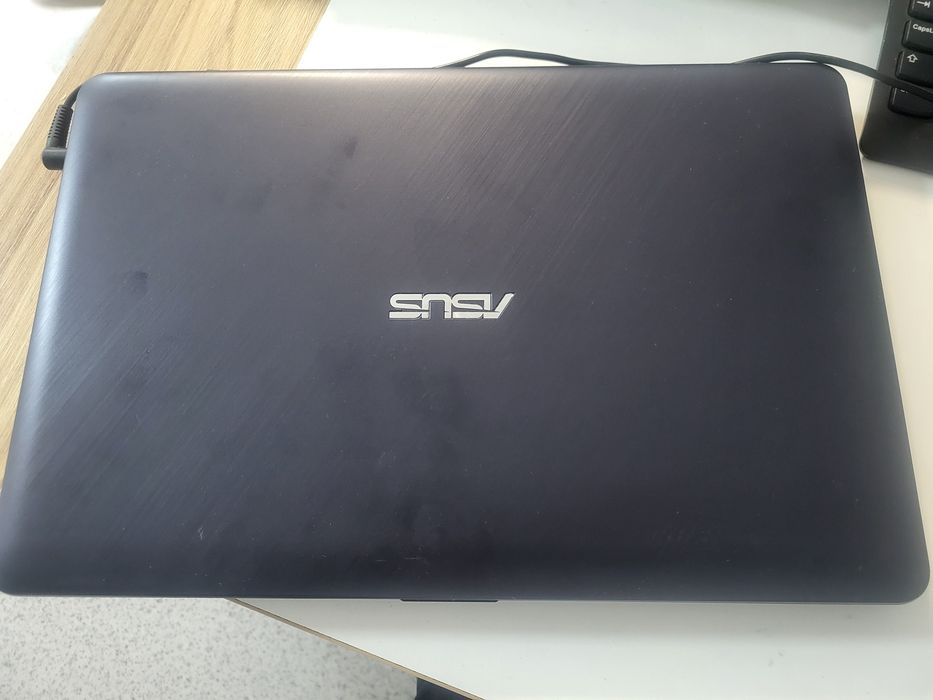 Продаётся ноутбук asus