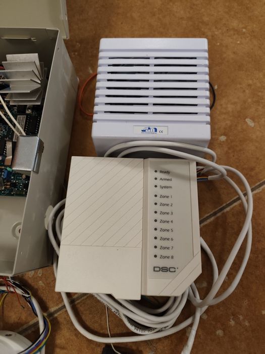 Алармена система