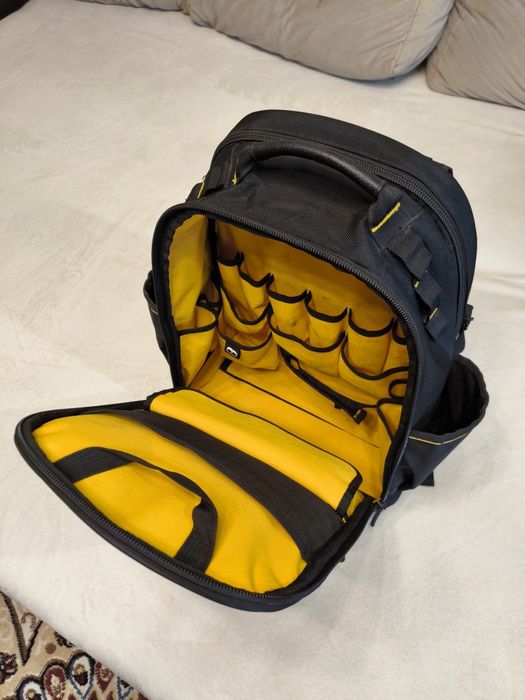 Рюкзак DeWALT  DWST60102-1 + молоток