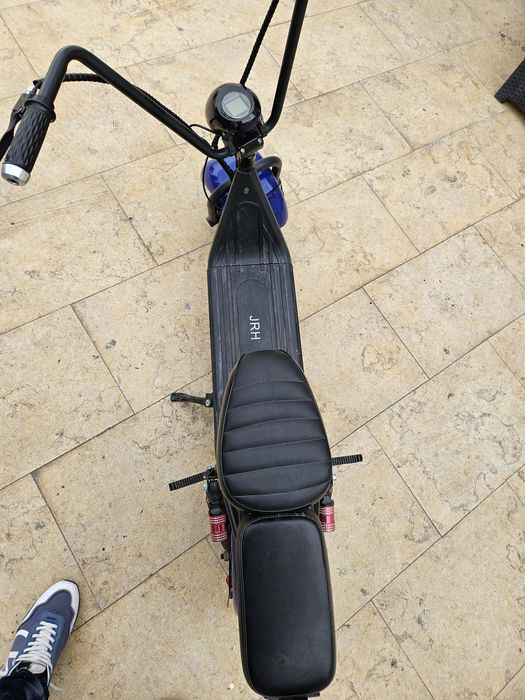 Vand trotineta electrica