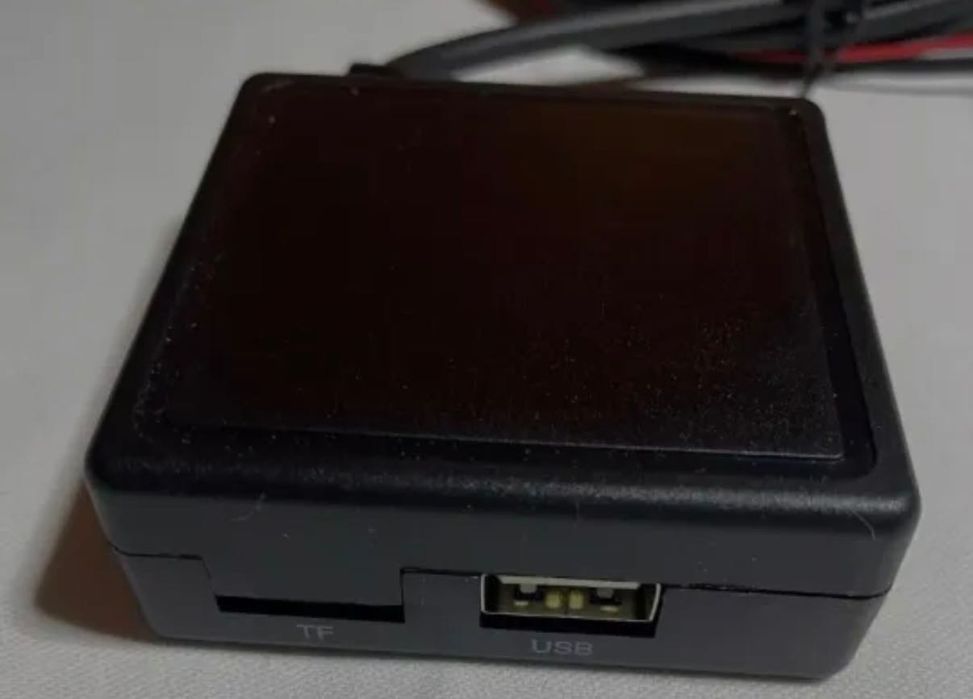 Bluetooth Музикален Предавател Приемник Аудио Адаптер Стерео USB SD