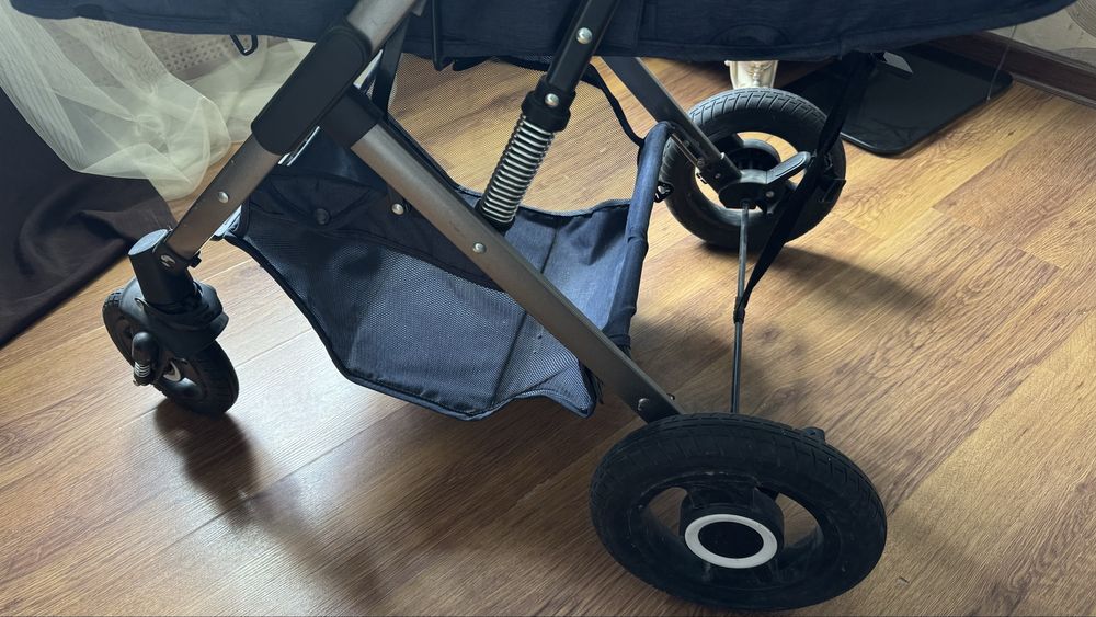 Продам коляску прогулочную