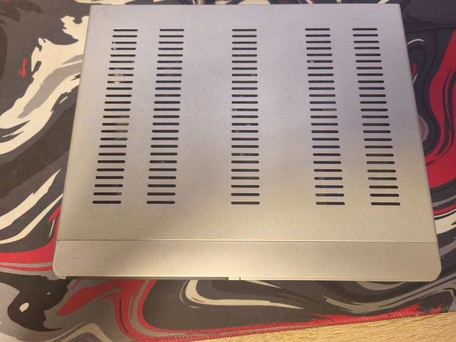 Digital satelite receiver