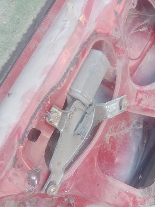 Продаю двери со стиклом