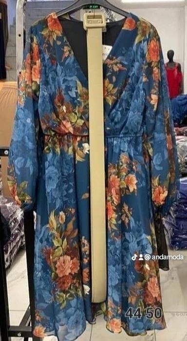 Rochii elegante marimi 44 46 48 50 din mătase