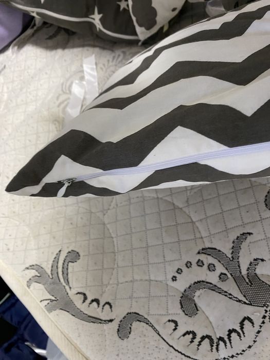 Продам бортики на детскую кроватку