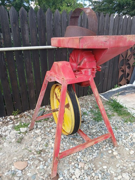 Moara cereale la cardan tractor