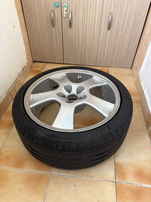 Джанти с гуми 5x100 със 225 40 18 Дот24