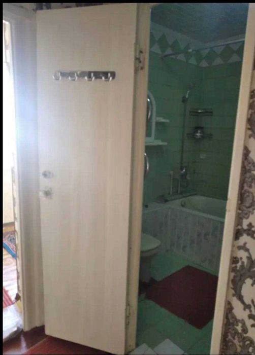 Продаётся квартира Юнусабад16 1 ком 43 м2 ориентир ресторан Туркистан