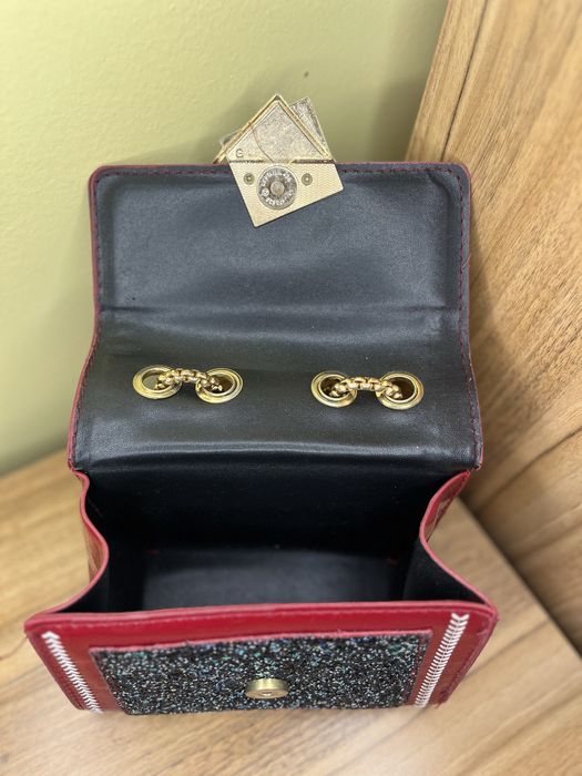 Дамска чанта