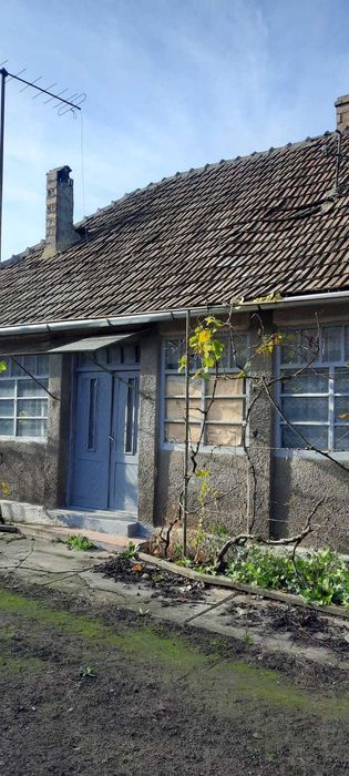 Casa veche cu gradina – de reabilitat in Sanpetru Mare