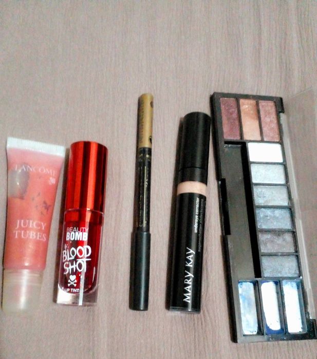 Немного косметики даром