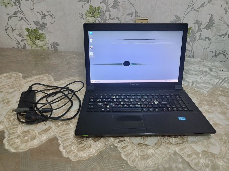 Ноутбук за 460000 сум ( Lenovo B590 Б/у )