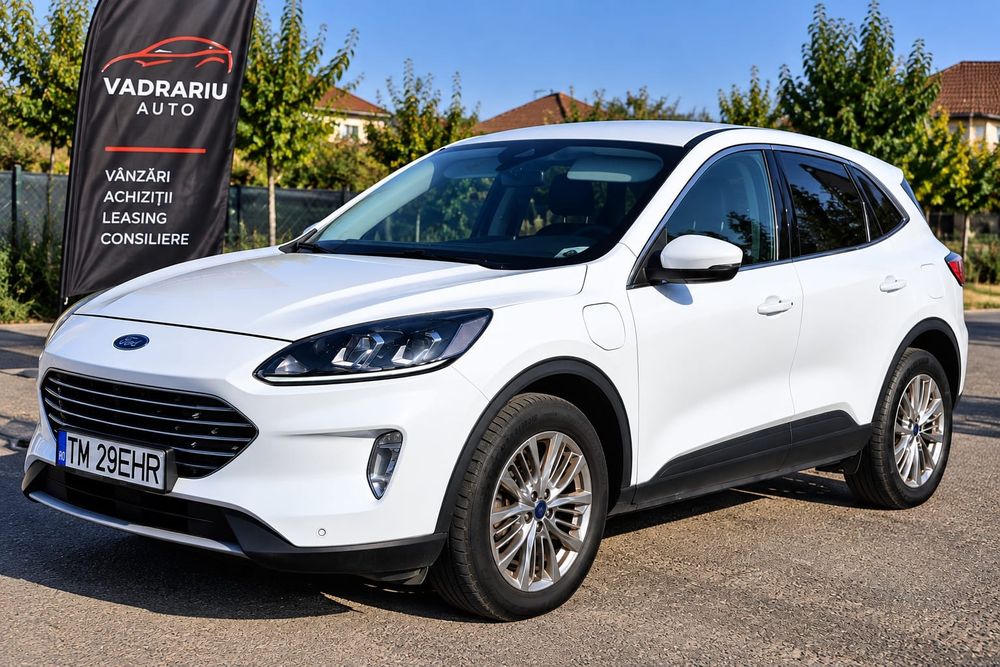 Ford Kuga Plug-In Hybrid Titanium, 225 CP,  Tva deductibil Finantare- Rate/ Garanție, INMATRICULAT,  EURO 6 Garanție 12-36 luni Finanțare  rate fixe