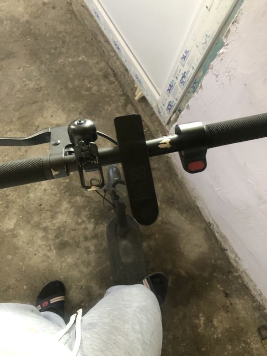Trotineta electrica xiaomi pro 2 sa stiti ca plata se poate face ramburs si doar prin iban transfer nu merge cu cardul prin aplicatie