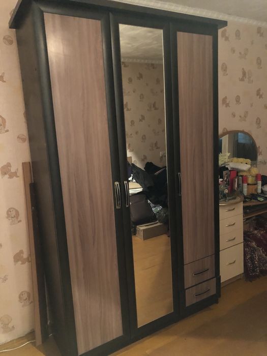 Продам шкаф