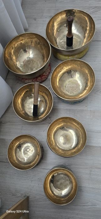 7 Boluri tibetane create manual din 7 metale
