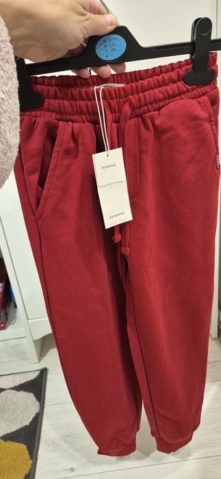 Pantaloni de trening Reserved marimea 128 noi