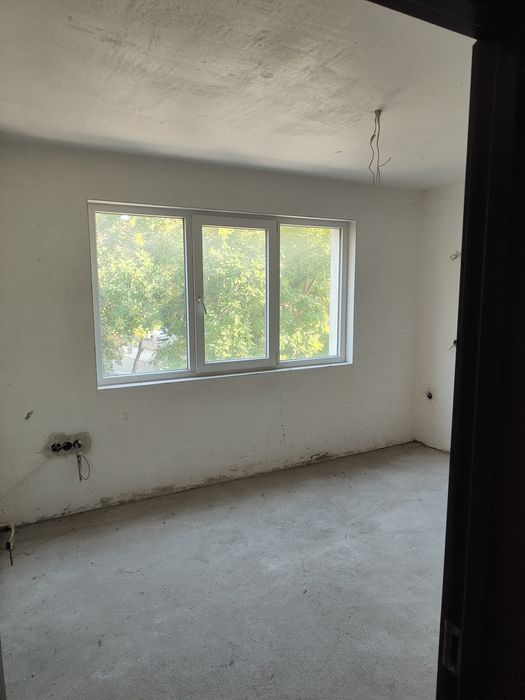 Продава се Тристаен апартамент в Хасково, Училищни - 92 кв.м за 1631 €/кв.м - Снимка #13