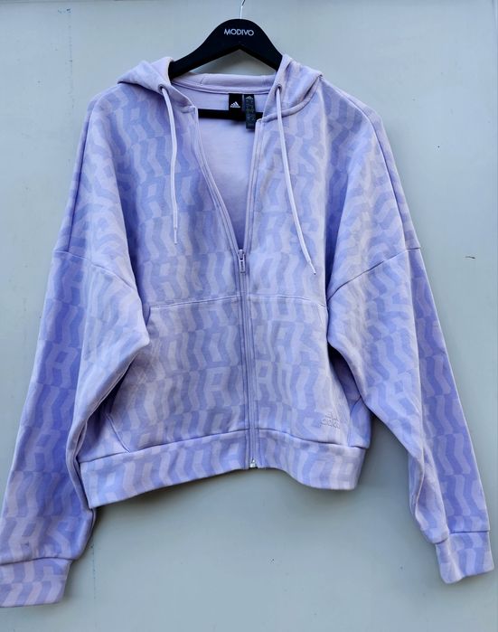 Adidas оригинална дамска горница широк модел Л размер