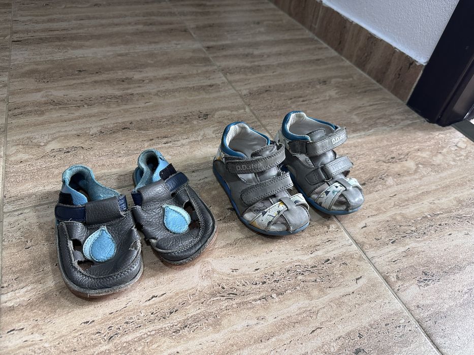 Sandalute din piele pt baietel, marime 21