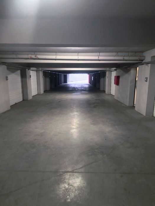 Продавам подземен ГАРАЖ!! КАЗАНЛЪК супер ЦЕНТЪР