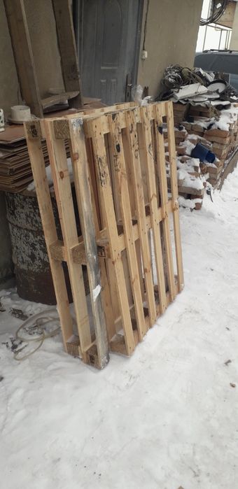 Палеты новые отл сост