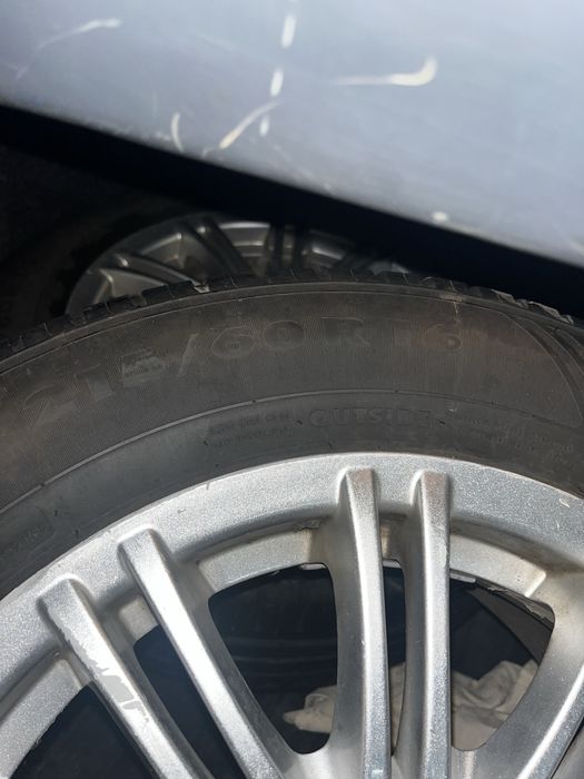 Летнии шины и диски на R16