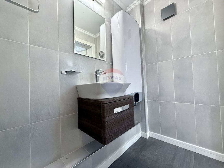 Продава се Къща в Балчик - 295 кв.м за 649 €/кв.м - Снимка #12