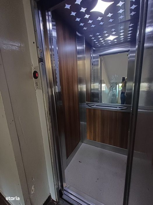 Inel 2 - Salvare 2 Camere Circular 50 Mp. Gaze La Usa, Pret 74.900 Eur