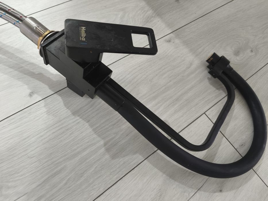 Кран для кухни двойной